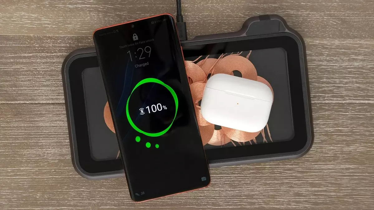 Zens Liberty Wireless Charger: Innovative Design, Reliable Performance