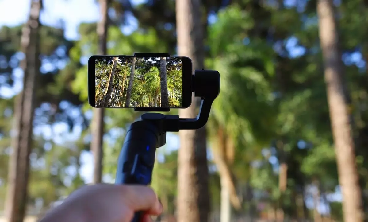 DJI Osmo Mobile 6: The Ultimate Smartphone Gimbal For Travelers And Creators